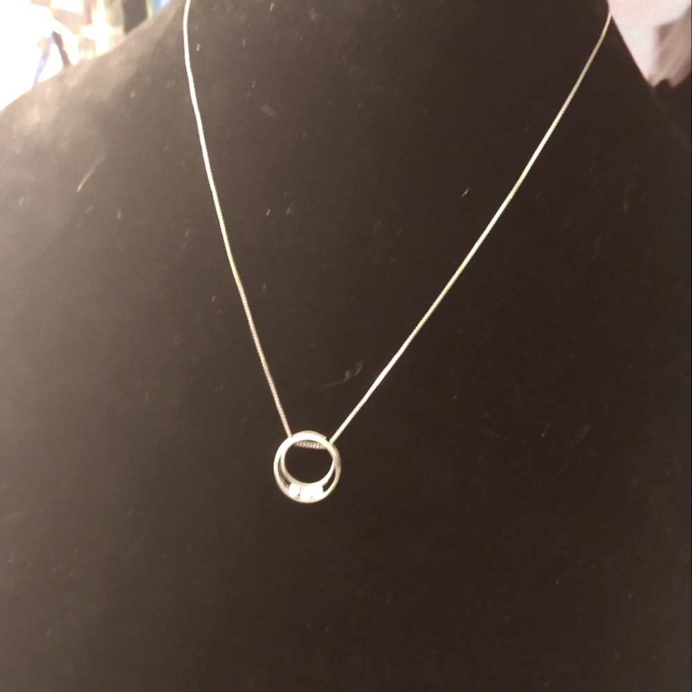 YOUNG TEENS/ WOMENS STERLING NECKLACE